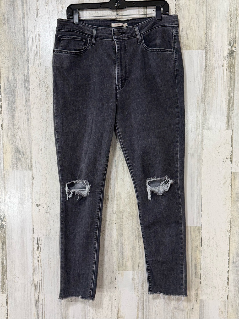 Levi's Black 721 High Rise Skinny Ripped Knee Jeans - Picture 3 of 14